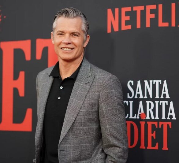 Santa clarita diet netflix drew barrymore politics zombie timothy olyphant