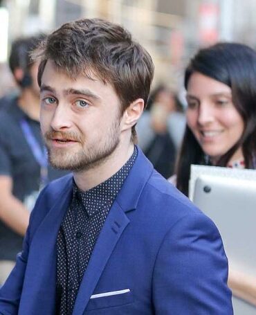 Swiss army man interview directors daniel radcliffe