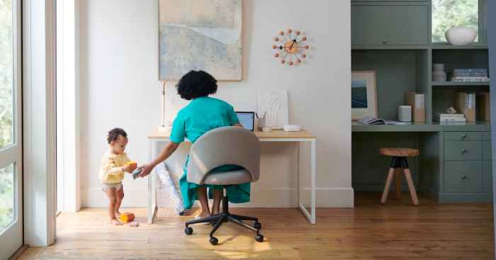 How many beacons does eero mesh router support