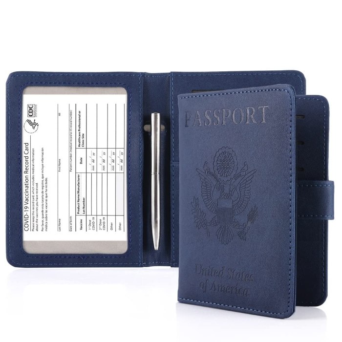 Apple card wooden case leather discoloration
