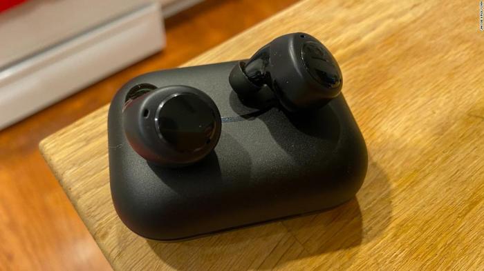 Amazon echo buds hands on photos wireless earbuds noise reduction alexa