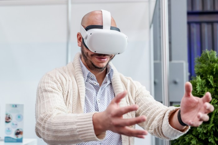 Meta apple mark zuckerberg metaverse competition