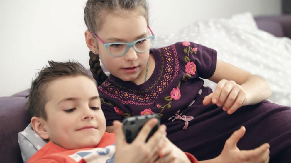 Instagram new parental controls nudges