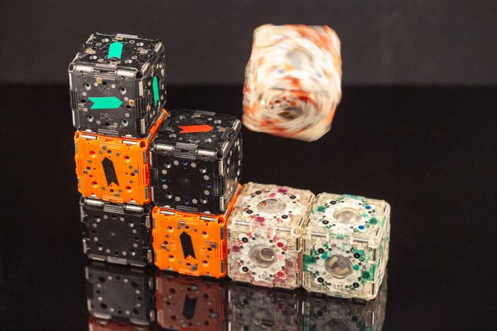 Robot blocks hive mit m blocks