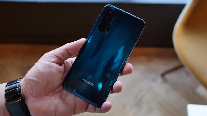 Huawei expects significant drop smartphone sales year