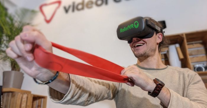 Virtual reality: The next generation of chronic pain treatment ... Vr chronic pain fda