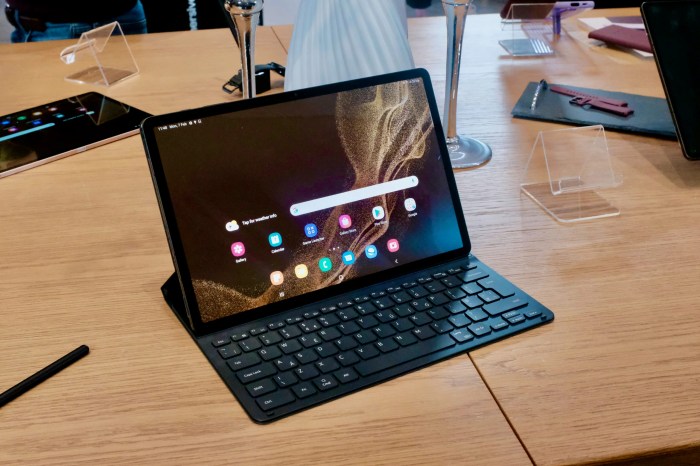 Samsung galaxy tab s7 plus hands on