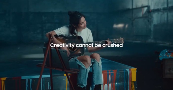 Apple crush ad piano ipad