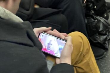 Google pixel phones took a free ride on the new york subway for an experiment