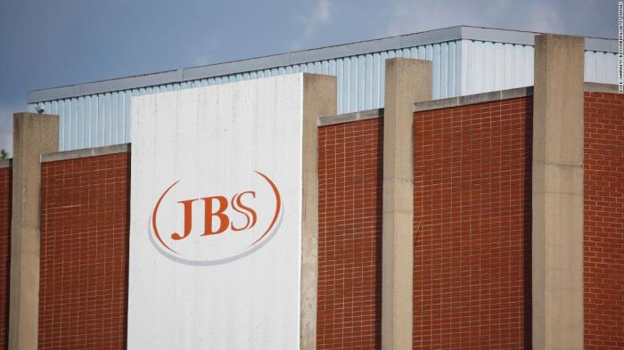 Jbs cyberattack fbi revil sodinokibi criminal group