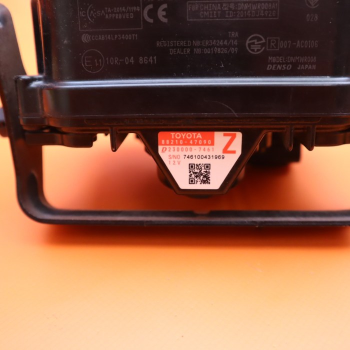 Toyota is putting millimeter wave in its minivans to help make sure you dont leave your kid behind