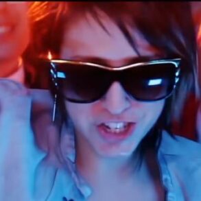Lg far east movement license like a g6