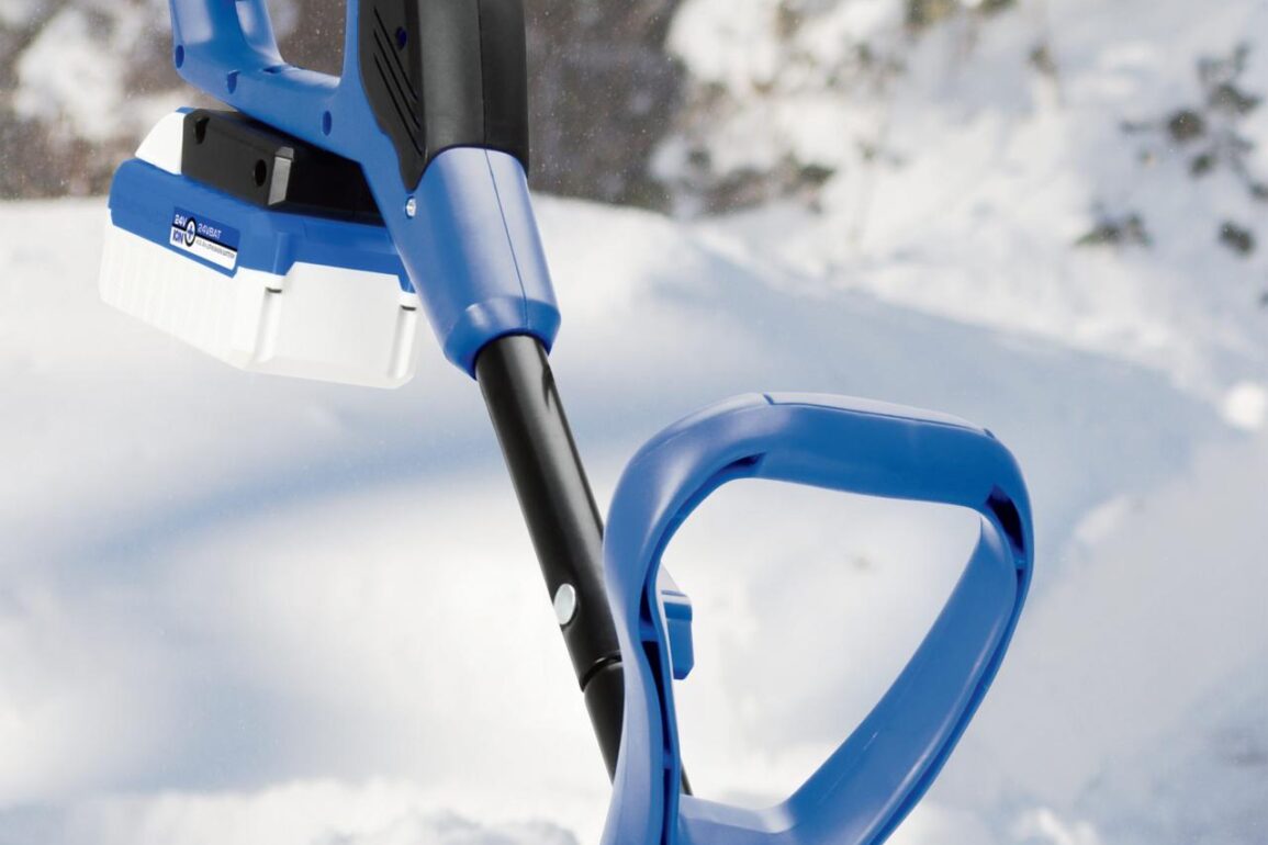 This battery powered snow shovel is a cool 210 off at walmart right now