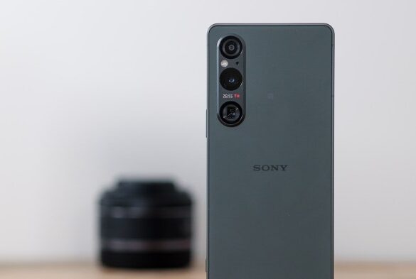 Sony xperia 1 v leaked renders features cameras design screen