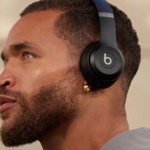 Beats solo 4 studio pro lenovo legion go deal sale