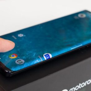 Samsung android 12 galaxy s21 z flip fold one ui 4