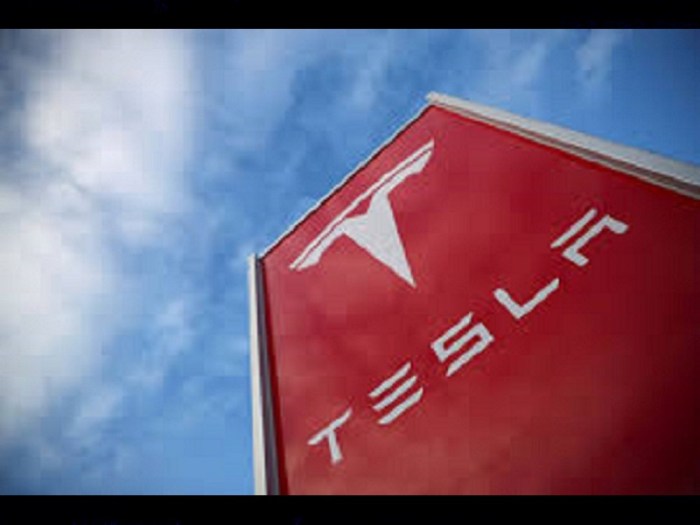 Pure ironwood wisconsin centers clean willkommen schild herzlich oberen grenze auf will temporarily prompt layoffs thetrucker restrooms budget whitmer governor Tesla solar installation centers closed layoffs