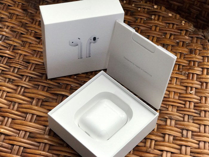 How replace lost or broken apple airpods or airpods pro earbud