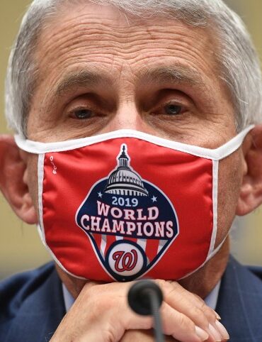 Coronavirus vaccine celebrity public elvis oprah dolly parton