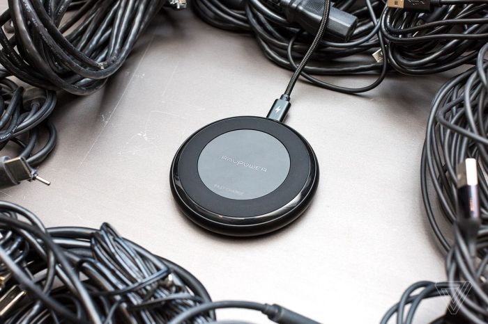 The best wireless charger is on sale at Amazon with our promo code ... Best wireless phone charger amazon ravpower exclusive deal