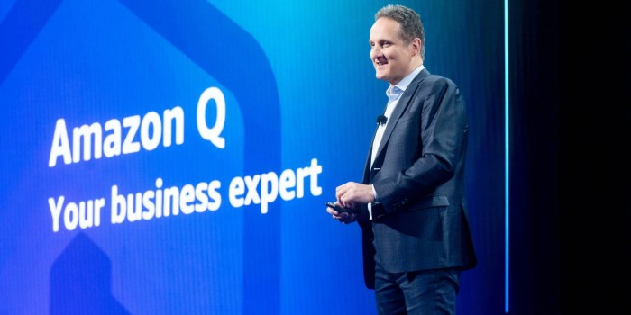 Amazon aws head adam selipsky andy jassy replacement