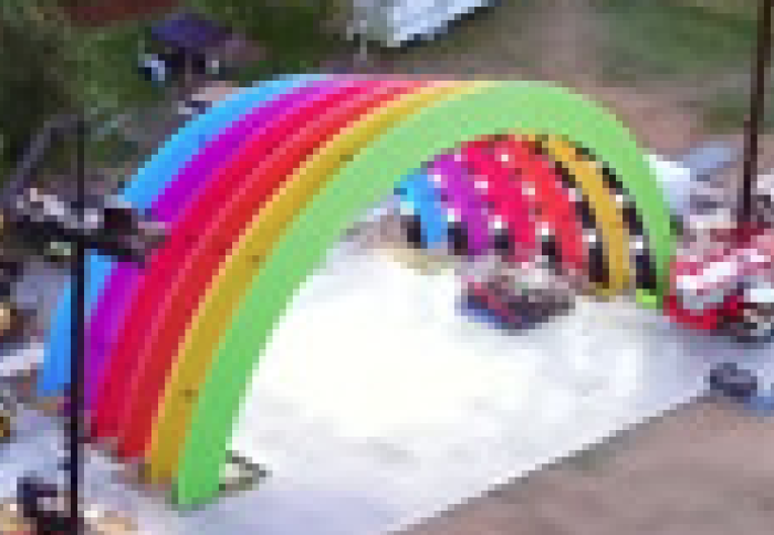 Apple parks rainbow arches are back