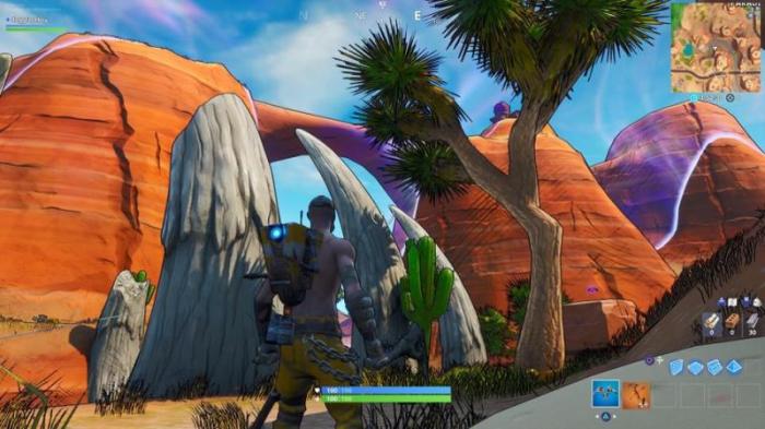 Fortnite player gets trapped inside Pandora’s Box at the perfect moment ... Fortnite borderlands 3 crossover psycho claptrap pandora