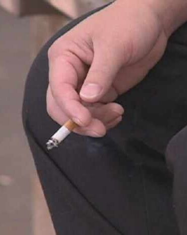 Hawaii smoking limit 21 first state in us