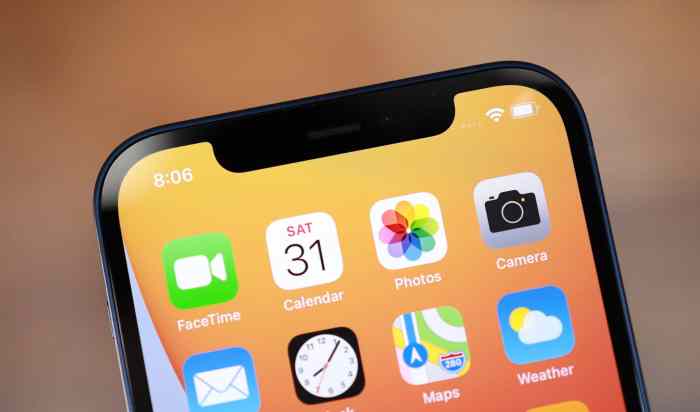 Apple iphone 12 5g battery smart data mode apps bandwidth demand