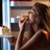 What to eat and not eat when you wake up hungry in the middle of the night