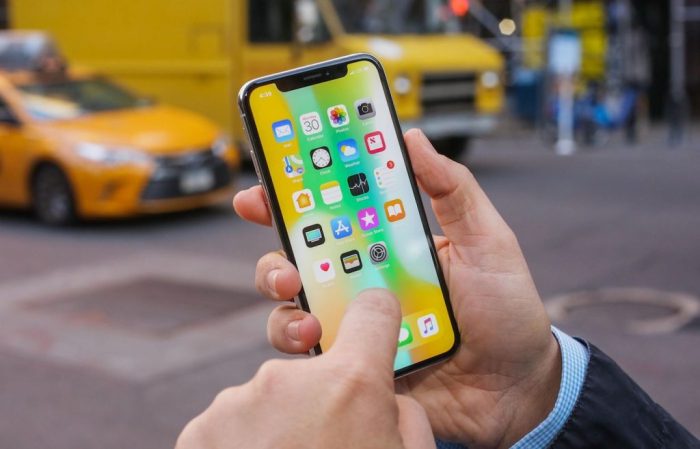 Locked and Unlocked Phones - Gazelle The Horn Unlocked phones vs locked ones everything you need to know