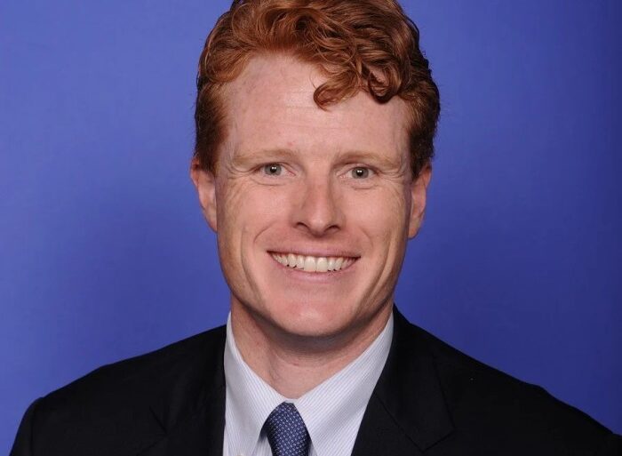 Ed markey stans fandom politics massachusetts primary joe kennedy