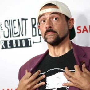 Kevin smith jay and silent bob vr stx entertainment