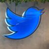 Twitter upvote downvote test better tweets