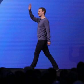 Mark zuckerberg facebook f8 virtual augmented reality glasses