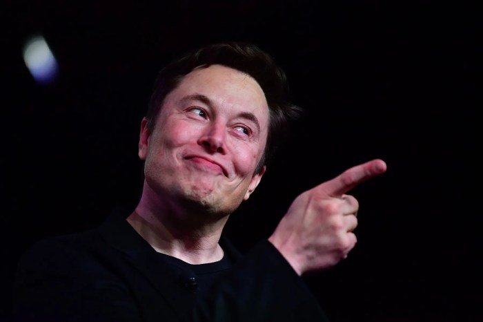 Elon musk tests postive coronavirus pcr antigen