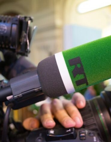 Russian news outlets rt and sputnik are now banned in europe
