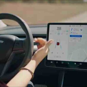 Tesla autopilot restores ilovetesla