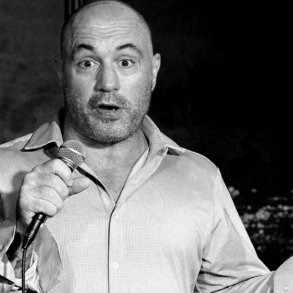 Joe rogan has some feelings about apples app store policies