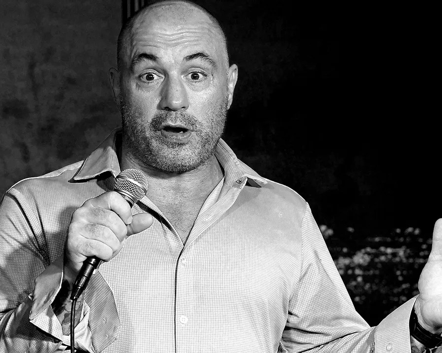 Joe rogan has some feelings about apples app store policies