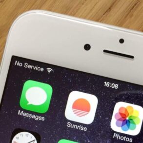 Iphone 16e home button gone