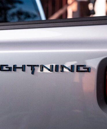 Ford electric pickup f150 lightning