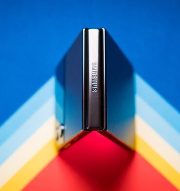 Samsung galaxy fold apple fold foldable phones devices android