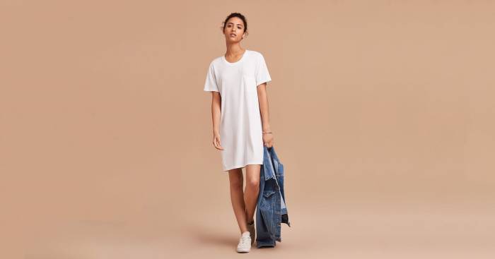 Fashionably cool clothing that keeps you comfortable during hot weather