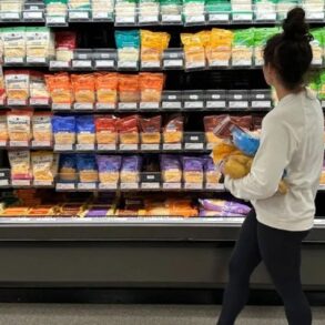 Cdc prisoners wyoming sick food poisoning chips jail health