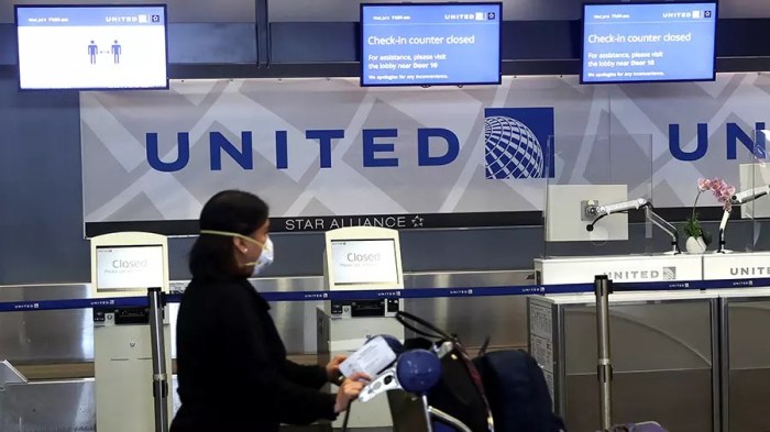 United delta airlines change fee eliminate covid