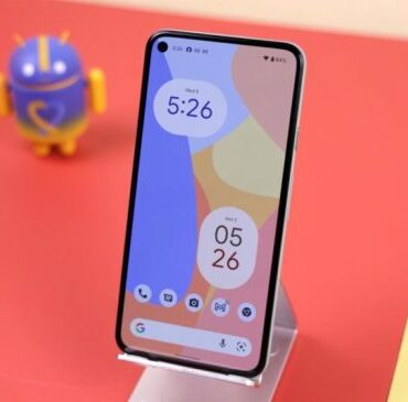 Android 12 material you dynamic color more phones