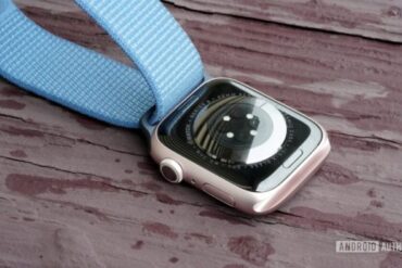 Apple new eighth generation ipad watch series 6 se available now order