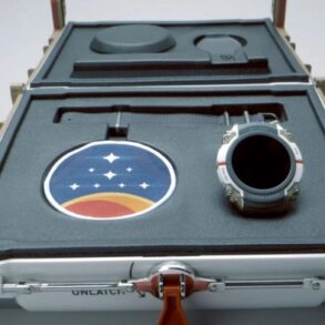 Starfield preorder guide constellation edition controller headset bethesda xbox pc