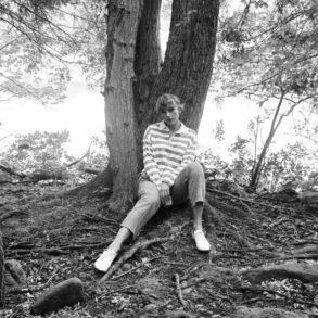 How to listen to taylor swift surprise album folklore